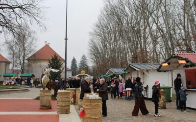 Božićni sajam u Glini